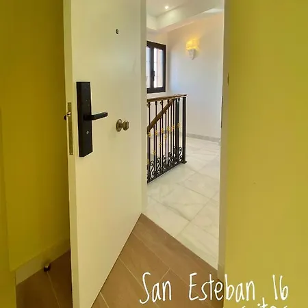 Apartamento Triplex San Esteban 16 Senorial